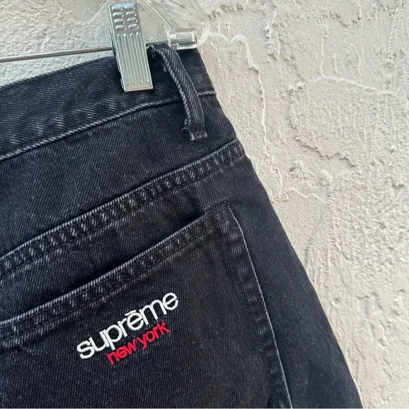 SUPREME Shorts Men 32 Denim Jeans Jorts Logo Streetwear Black - Picture 2 of 12